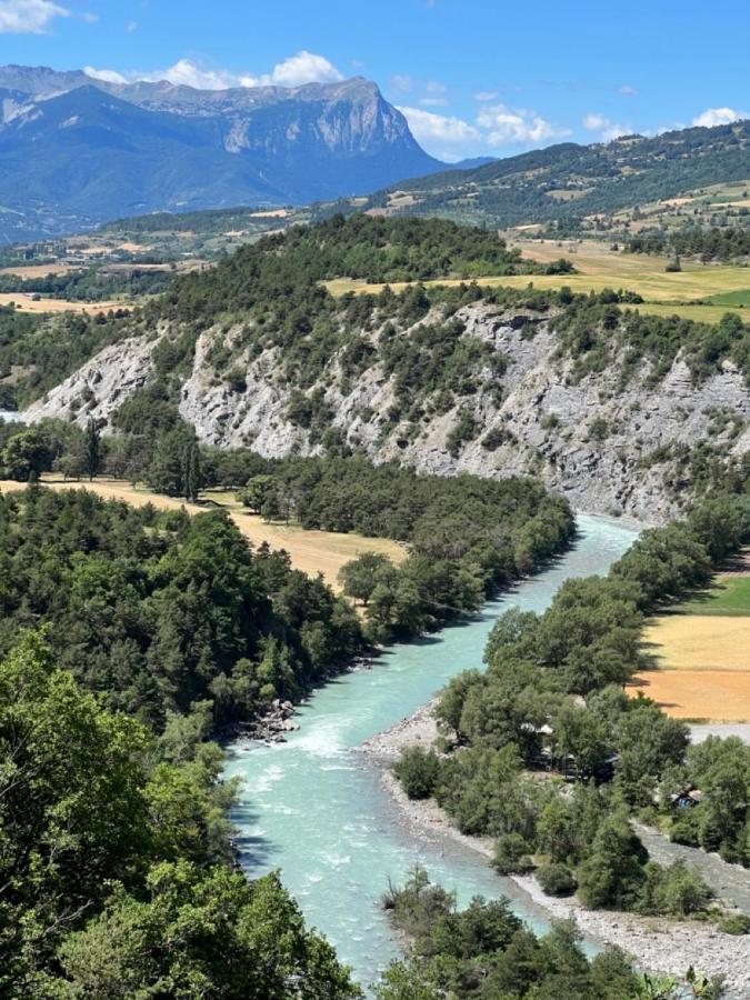 Joli T2 - Vue Sur Lac - 5 Min Du Plan D'Eau D'Embrun 巴拉迪亚 外观 照片
